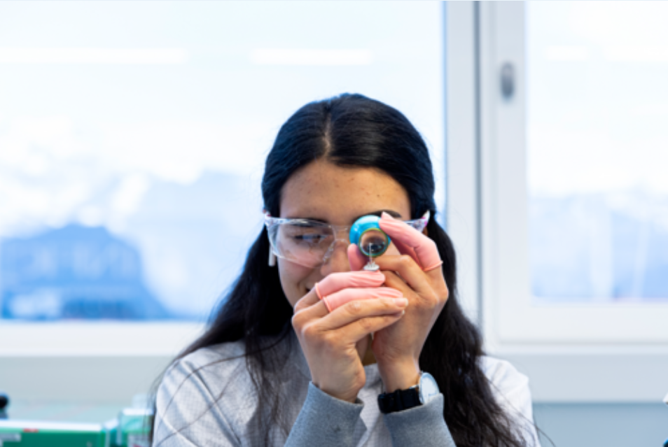 心有繁花自芬芳 ，一起感受英?？悼萍肌八? data-catch-result=